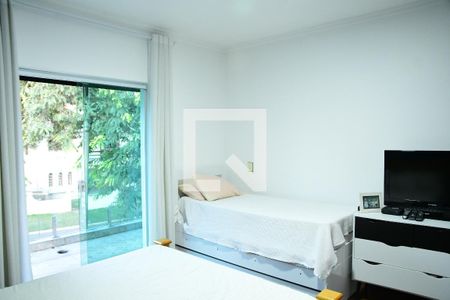 Casa de condomínio para alugar com 395m², 3 quartos e 3 vagasQuarto 2 