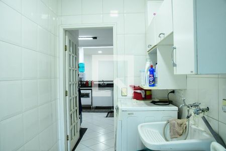 Casa de condomínio para alugar com 395m², 3 quartos e 3 vagasLavanderia