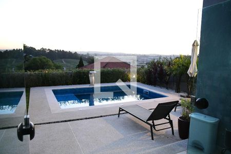 Casa de condomínio para alugar com 395m², 3 quartos e 3 vagasPiscina