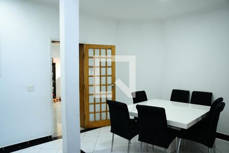 Casa de condomínio para alugar com 395m², 3 quartos e 3 vagasCozinha