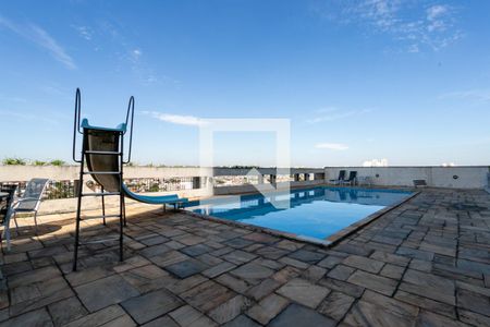 Apartamento à venda com 50m², 2 quartos e 1 vaga Apartamento à venda com 50m², 2 quartos e 1 vagaÁrea comum - Piscina