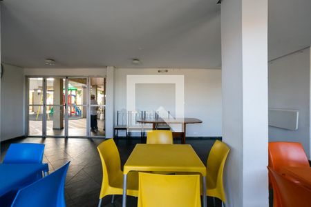 Apartamento à venda com 50m², 2 quartos e 1 vaga Apartamento à venda com 50m², 2 quartos e 1 vagaÁrea comum - Salão de festas