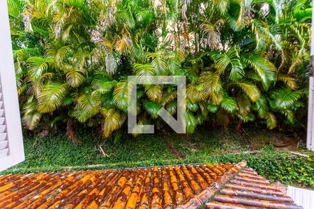 Casa à venda com 228m², 5 quartos e 4 vagas Casa à venda com 228m², 5 quartos e 4 vagasQuarto 2