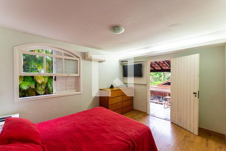 Casa à venda com 228m², 5 quartos e 4 vagas Casa à venda com 228m², 5 quartos e 4 vagasSuite 2