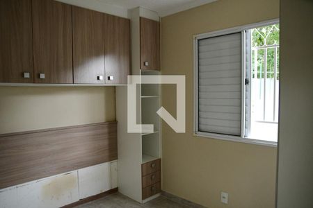 Quarto 1 de apartamento para alugar com 2 quartos, 45m² em Jardim Ísis, Cotia