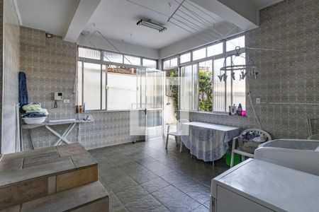 Casa à venda com 290m², 3 quartos e 3 vagasÁrea de Serviço