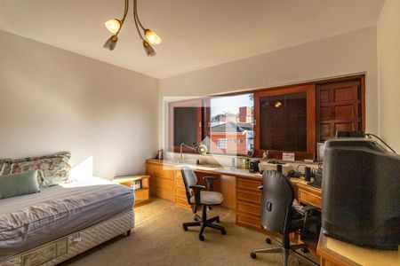 Casa à venda com 290m², 3 quartos e 3 vagasQuarto 2