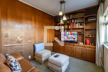 Casa à venda com 290m², 3 quartos e 3 vagasSala de TV