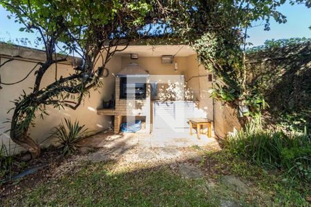 Casa à venda com 290m², 3 quartos e 3 vagasChurrasqueira