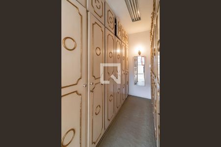 Casa à venda com 290m², 3 quartos e 3 vagasCloset da Suíte