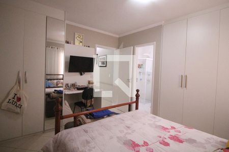 Casa de condomínio à venda com 220m², 3 quartos e 3 vagasQuarto