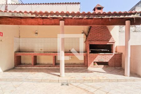 Casa à venda com 75m², 2 quartos e 3 vagas Casa à venda com 75m², 2 quartos e 3 vagasÁrea comum - Churrasqueira