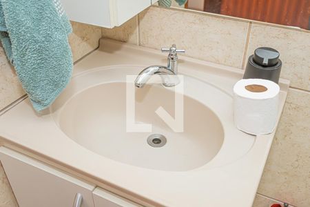 Casa à venda com 75m², 2 quartos e 3 vagas Casa à venda com 75m², 2 quartos e 3 vagasBanheiro