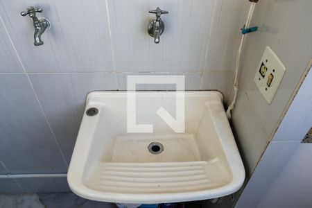 Apartamento à venda com 60m², 2 quartos e 1 vaga Apartamento à venda com 60m², 2 quartos e 1 vagaÁrea de serviço
