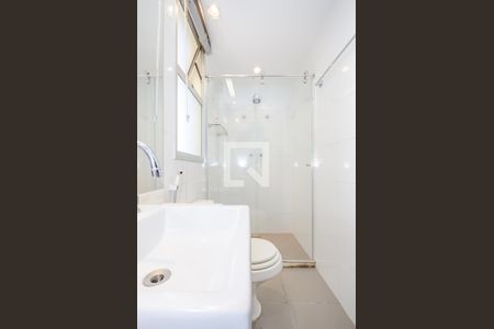 Apartamento para alugar com 104m², 3 quartos e 2 vagas Apartamento para alugar com 104m², 3 quartos e 2 vagasBanheiro Social