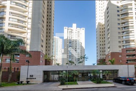 Apartamento para alugar com 104m², 3 quartos e 2 vagas Apartamento para alugar com 104m², 3 quartos e 2 vagasFachada