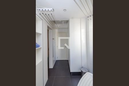 Apartamento para alugar com 104m², 3 quartos e 2 vagas Apartamento para alugar com 104m², 3 quartos e 2 vagasÁrea de Serviço