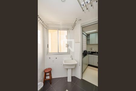 Apartamento para alugar com 104m², 3 quartos e 2 vagas Apartamento para alugar com 104m², 3 quartos e 2 vagasÁrea de Serviço