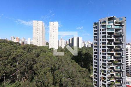 Apartamento à venda com 370m², 4 quartos e 5 vagas Apartamento à venda com 370m², 4 quartos e 5 vagasVista