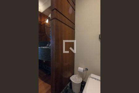 Apartamento à venda com 370m², 4 quartos e 5 vagas Apartamento à venda com 370m², 4 quartos e 5 vagasLavabo