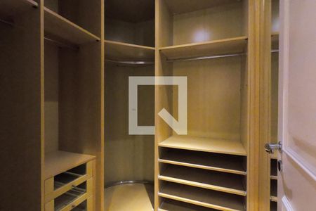 Apartamento à venda com 370m², 4 quartos e 5 vagas Apartamento à venda com 370m², 4 quartos e 5 vagasSuíte 4