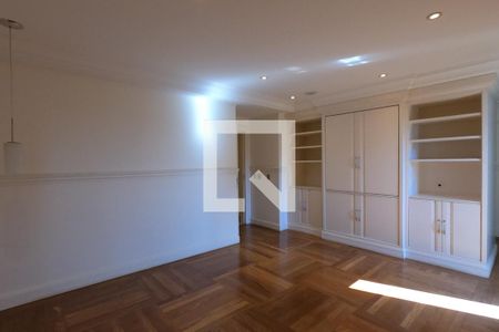 Apartamento à venda com 370m², 4 quartos e 5 vagas Apartamento à venda com 370m², 4 quartos e 5 vagasSuíte 3