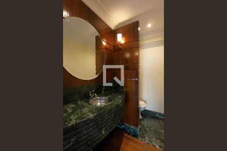 Apartamento à venda com 370m², 4 quartos e 5 vagas Apartamento à venda com 370m², 4 quartos e 5 vagasLavabo