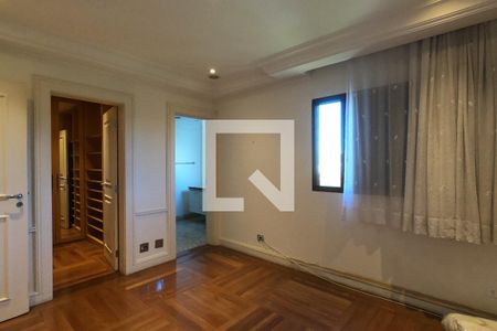 Apartamento à venda com 370m², 4 quartos e 5 vagas Apartamento à venda com 370m², 4 quartos e 5 vagasSuíte