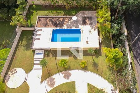 Apartamento à venda com 370m², 4 quartos e 5 vagas Apartamento à venda com 370m², 4 quartos e 5 vagasÁrea Comum