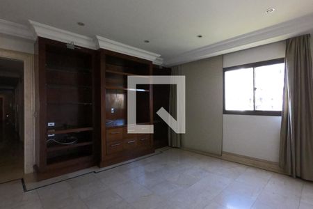 Apartamento à venda com 370m², 4 quartos e 5 vagas Apartamento à venda com 370m², 4 quartos e 5 vagasSala de TV