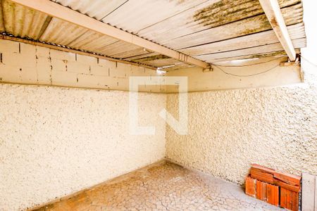 Casa à venda com 77m², 2 quartos e 1 vaga Casa à venda com 77m², 2 quartos e 1 vagaQuintal