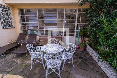 Área comum de casa à venda com 3 quartos, 281m² em Jardim Lindóia, Porto Alegre