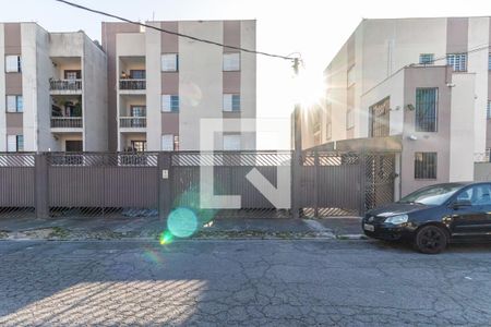 Apartamento para alugar com 65m², 2 quartos e 1 vagaFachada do Condomínio