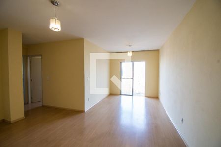 Sala de apartamento para alugar com 2 quartos, 96m² em Bosque, Campinas