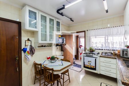Apartamento à venda com 126m², 3 quartos e 2 vagasCozinha
