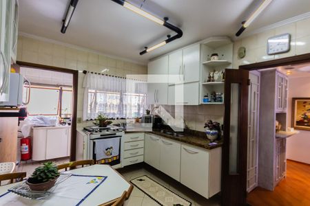 Apartamento à venda com 126m², 3 quartos e 2 vagasCozinha