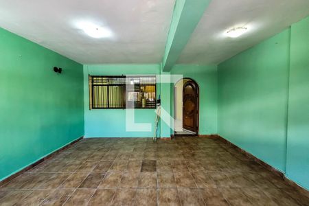 Casa à venda com 100m², 2 quartos e 2 vagasGaragem