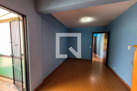 Casa à venda com 100m², 2 quartos e 2 vagasSuíte