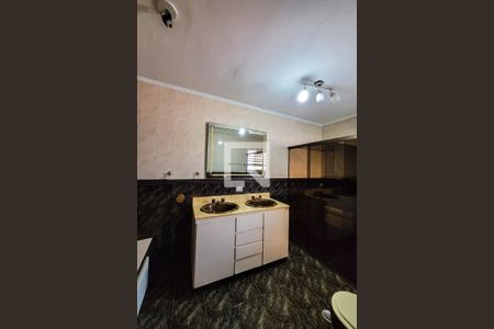 Casa à venda com 100m², 2 quartos e 2 vagasBanheiro Suíte