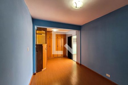 Casa à venda com 100m², 2 quartos e 2 vagasSuíte
