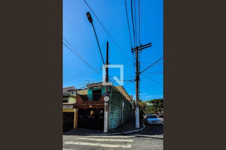Casa à venda com 100m², 2 quartos e 2 vagasFachada