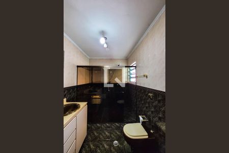 Casa à venda com 100m², 2 quartos e 2 vagasBanheiro Suíte