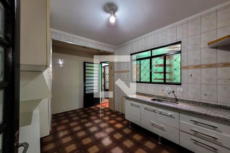 Casa à venda com 100m², 2 quartos e 2 vagasCozinha