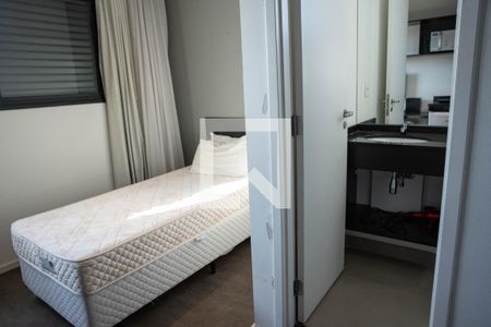 Cozinha de kitnet/studio para alugar com 1 quarto, 15m² em Bom Retiro, São Paulo