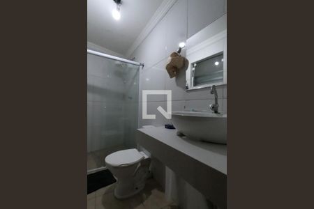 Banheiro da Suíte 1 de casa à venda com 1 quarto, 220m² em Jardim Pazini, Taboão da Serra