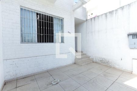 Casa à venda com 150m², 2 quartos e 2 vagas Casa à venda com 150m², 2 quartos e 2 vagasGaragem