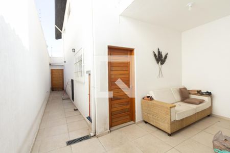 Casa à venda com 150m², 2 quartos e 2 vagas Casa à venda com 150m², 2 quartos e 2 vagasQuintal