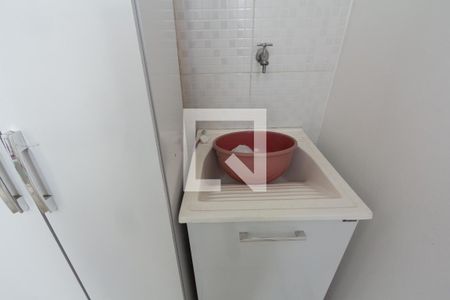 Casa à venda com 150m², 2 quartos e 2 vagas Casa à venda com 150m², 2 quartos e 2 vagasQuintal