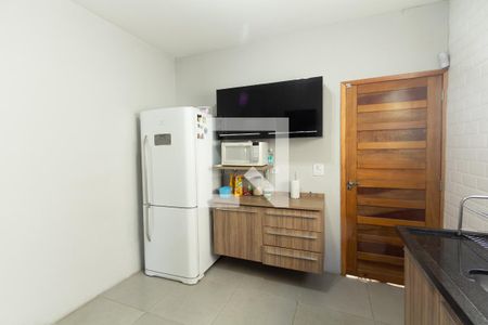 Casa à venda com 150m², 2 quartos e 2 vagas Casa à venda com 150m², 2 quartos e 2 vagasCozinha
