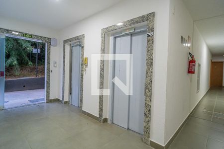 Apartamento à venda com 57m², 2 quartos e 1 vagaElevador